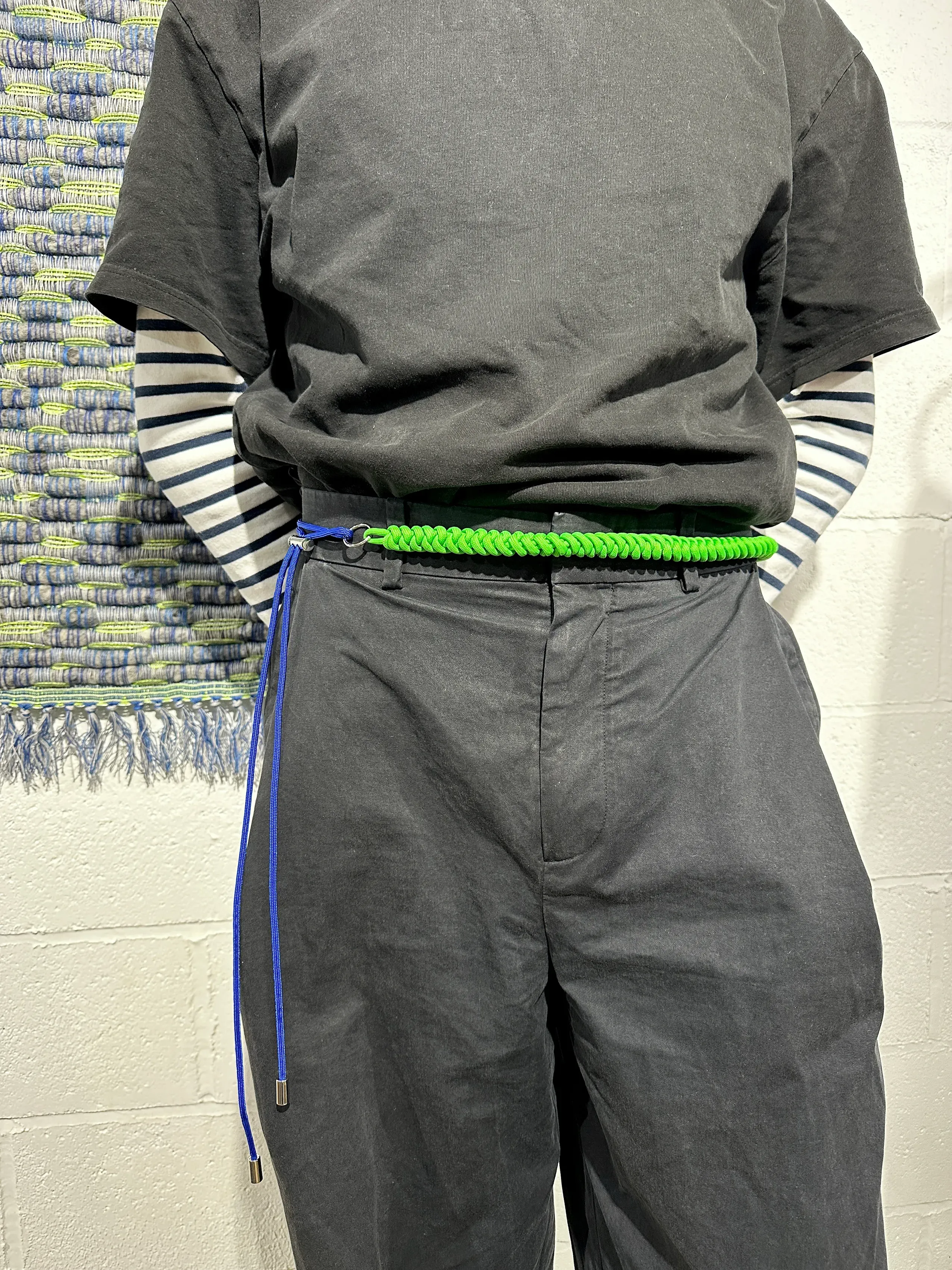 Crée une ceinture harnais en cordon et chaîne